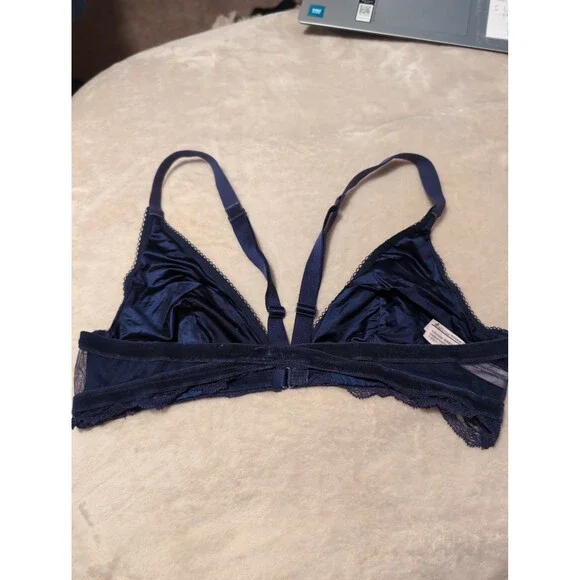Victoria secret bralette size large dark blue navy blue no padding - Picture 3 of 6